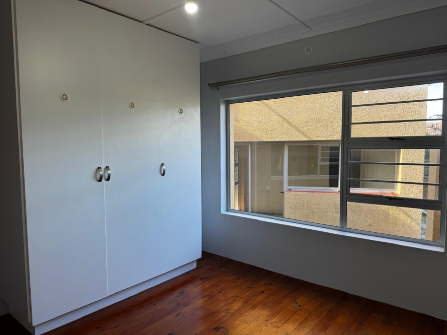 3 Bedroom Property for Sale in Wavecrest Eastern Cape